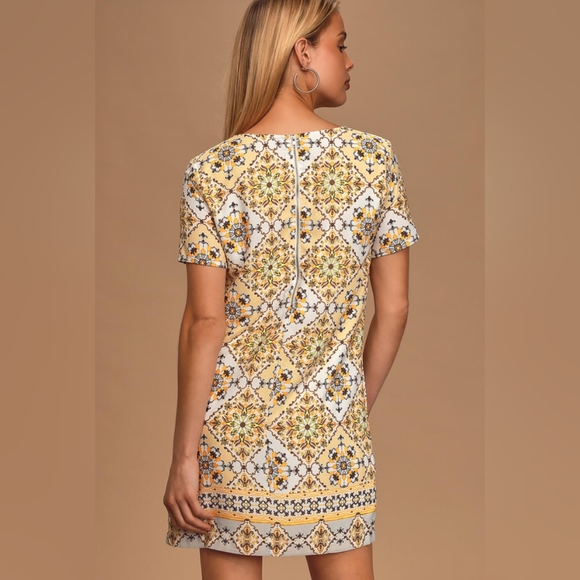 NWT Lulus Dandy Lion Yellow Print Shift Dress - Picture 3 of 7